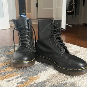 Doc Martens size 4